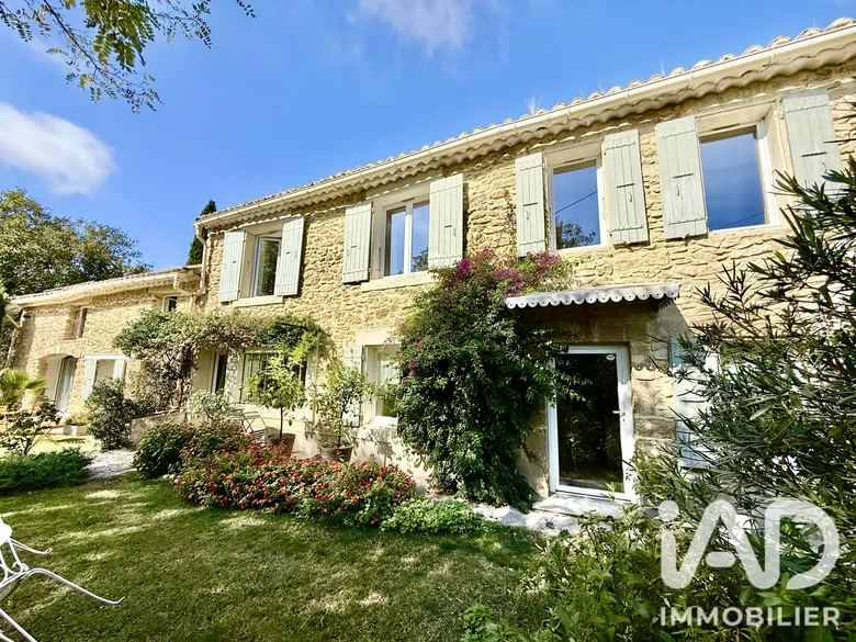 Maison 8 pièces 250 m² · à Camaret-sur-Aigues · 250 m² · 675 000 €