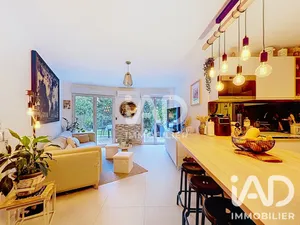 Appartement à Saint-Laurent-du-Var (06700)