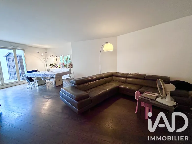 Appartement 5 pièces 110 m² · à Courbevoie · 110 m² · 850 000 €