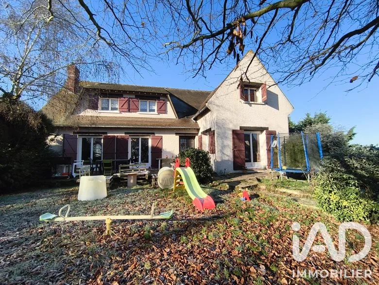 Maison 7 pièces 195 m² · à Fontaine-les-Ribouts · 195 m² · 210 000 €