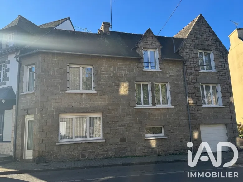 Maison 7 pièces 141 m² · à Merdrignac · 141 m² · 176 500 €