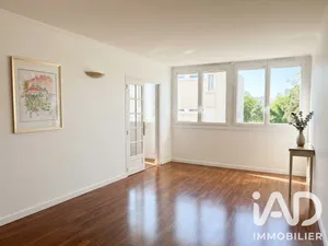 Apartment in Orly (94310)