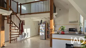 Duplex in Vernon (27200)
