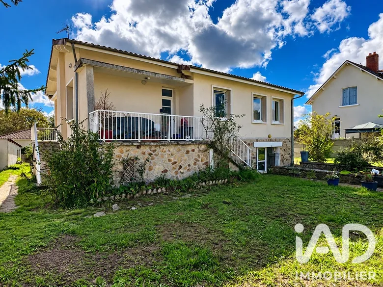 Maison 7 pièces 137 m² · à Saint-Junien · 137 m² · 260 000 €