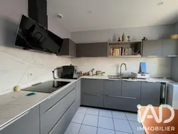 Apartment in Saint-Étienne (42100)