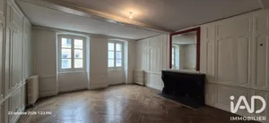 Immeuble à Saint-Amour (39160)