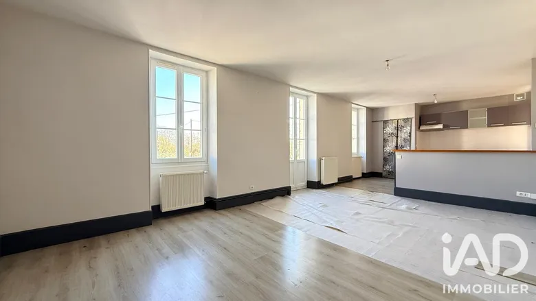 Appartement 4 pièces 87 m² · à Gueugnon · 86,8 m² · 40 000 €