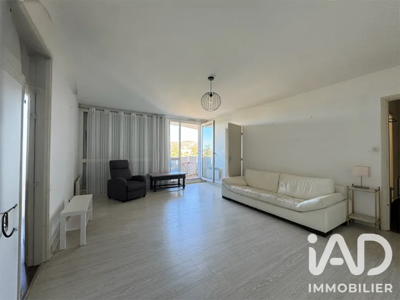 Appartement 3 pièces 73 m² · à Montluçon · 73,3 m² · 82 000 €