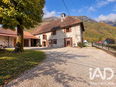 Maison de campagne à Saint-Paul-de-Varces (38760)