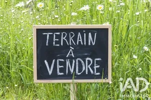 Terrain à bâtir à Lagny-sur-Marne (77400)