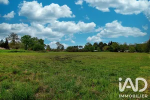 Terrain à bâtir à Le Pian-Médoc (33290)