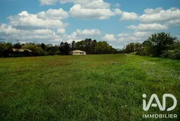 Terrain à bâtir à Le Pian-Médoc (33290)