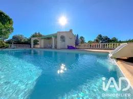 Maison à Roquebrune-sur-Argens (83520)