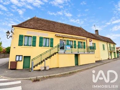 Building in Vendenesse-lès-Charolles (71120)