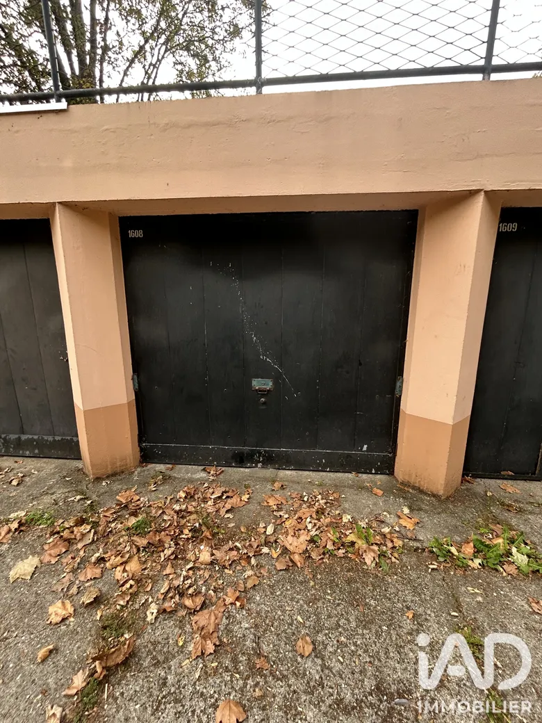 Parking 16 m² · à Maisons-Alfort · 16 m² · 23 000 €