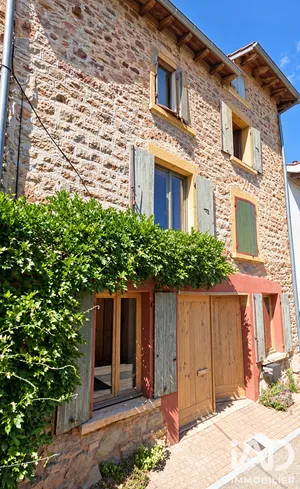 Maison de village à Saint-Just-d'Avray (69870)
