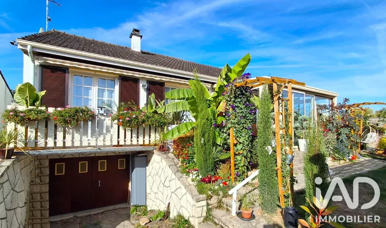 Maison 4 pièces 71 m² · à Saint-Pierre-lès-Nemours · 71 m² · 219 900 €