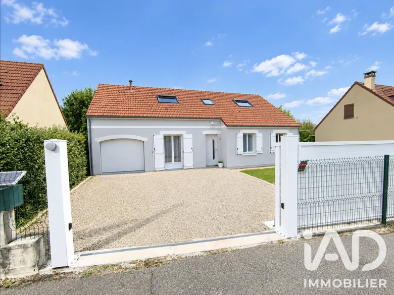Maison 7 pièces 133 m² · à Ormes · 133 m² · 323 900 €