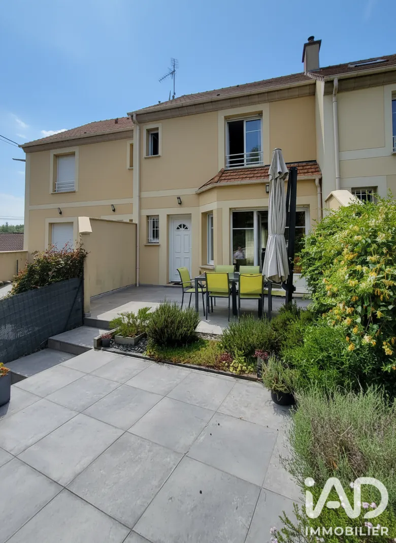 Maison 5 pièces 98 m² · à Forges-les-Bains · 98,4 m² · 279 000 €