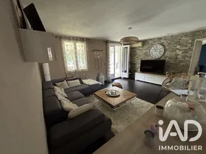 Maison à Le Val (83143)