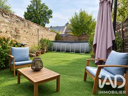 Townhouse in Chinon (37500)