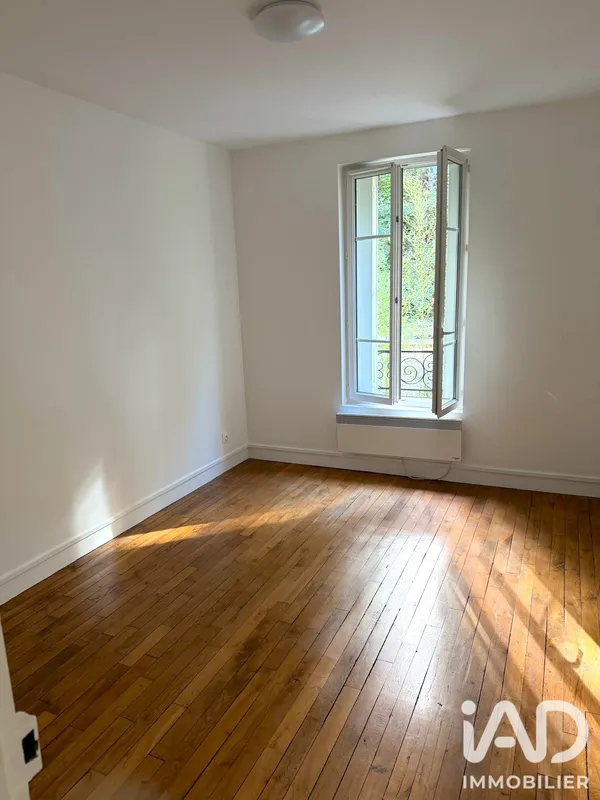 Appartement à Issy-les-Moulineaux (92130) photo 2