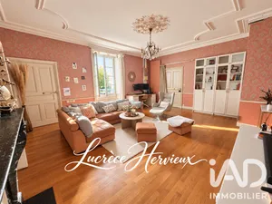 Apartment in La Chapelle-des-Fougeretz (35520)