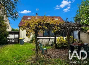 Pavillon à Claye-Souilly (77410)