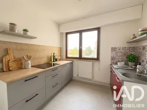 Apartment in Melun (77000)