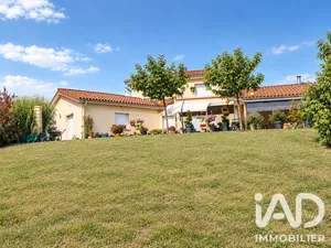 Maison traditionnelle à Ailleux (42130)