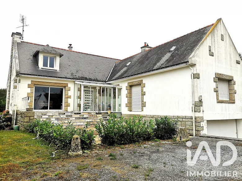 Maison 6 pièces 132 m² · à Gourin · 132 m² · 147 000 €