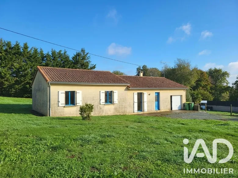 Maison 5 pièces 102 m² · à Champdeniers · 101,7 m² · 170 000 €