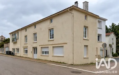 Immeuble à Terval (85120)