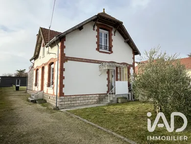 Maison à Saint-André-les-Vergers (10120)
