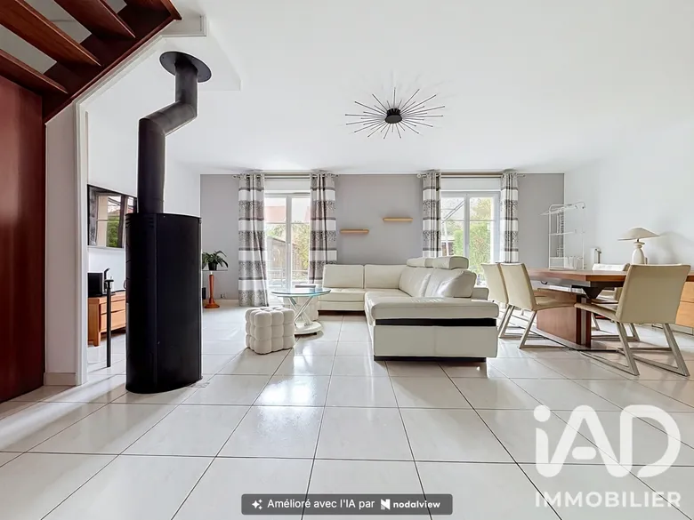 Maison 6 pièces 124 m² · à Lisses · 124,4 m² · 362 000 €
