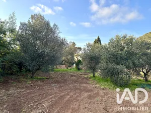 Terrain à bâtir à Saint-Raphaël (83700)
