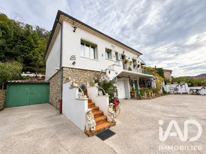 Traditional house in Vals-les-Bains (07600)