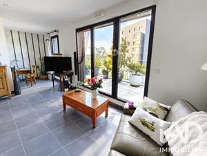 Appartement à Bordeaux (33300)