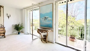 Apartment in Saint-Germain-en-Laye (78100)