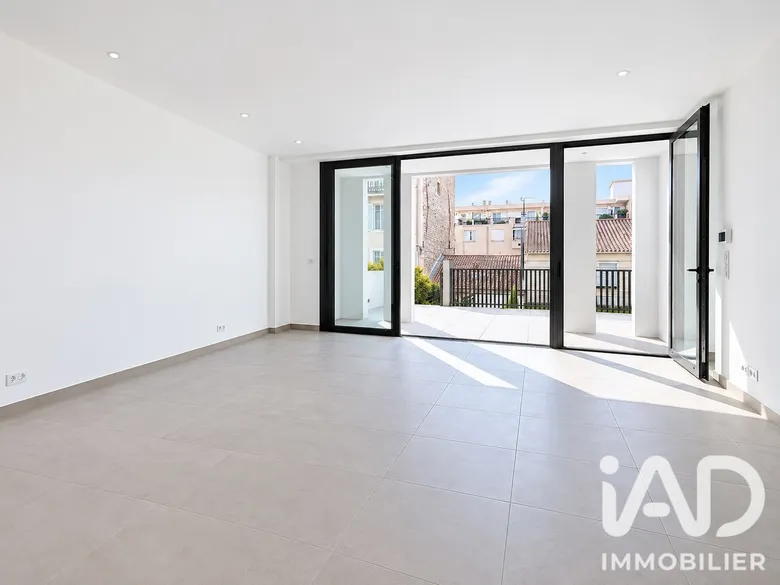 Appartement 5 pièces 128 m² · à Cannes · 127,9 m² · 890 000 €