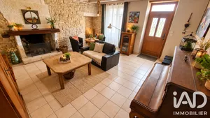 House in Saint-Pompain (79160)