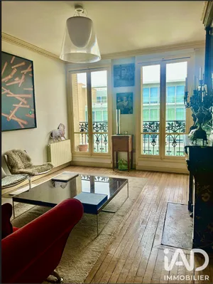Apartment in Levallois-Perret (92300)