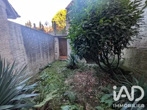 Duplex in Bazemont (78580)