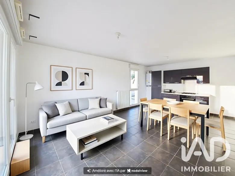 Appartement 3 pièces 66 m² · à Saint-Priest · 66 m² · 910 €/mois