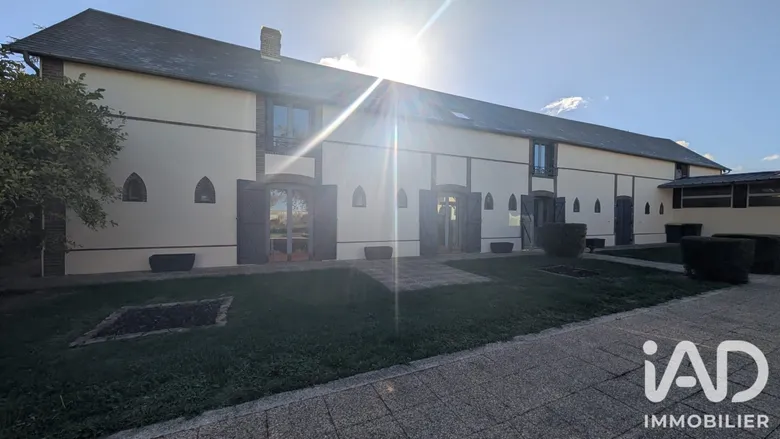 Maison 8 pièces 272 m² · à Chavigny-Bailleul · 272 m² · 510 000 €