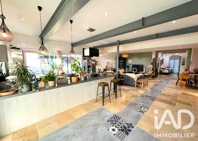 Loft à Pierrefeu-du-Var (83390)