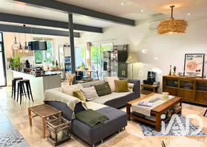 Loft à Pierrefeu-du-Var (83390)