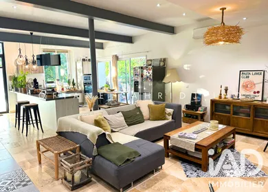 Loft à Pierrefeu-du-Var (83390)