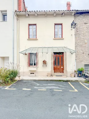 Maison de village à Saint-Félix-de-Sorgues (12400)
