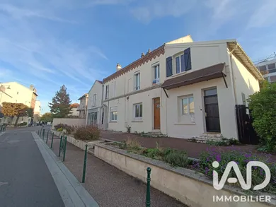 Duplex à Rueil-Malmaison (92500)